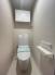 トイレ　シンプルなデザインのトイレです
白を基調とした清潔感あふれる空間